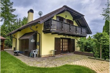 Slovaquie Chata Stará Turá, Extérieur